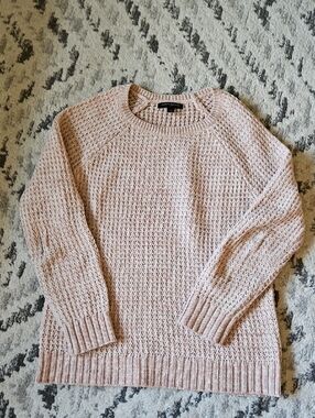 Banana Republic Soft Pink Textured Knit Sweater